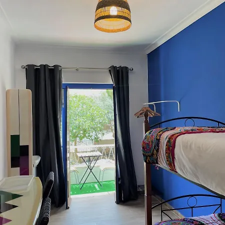 Pensjonat Ateliersurf29 Almada